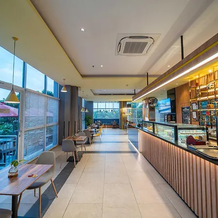 Harris Suites Puri Mansion-2